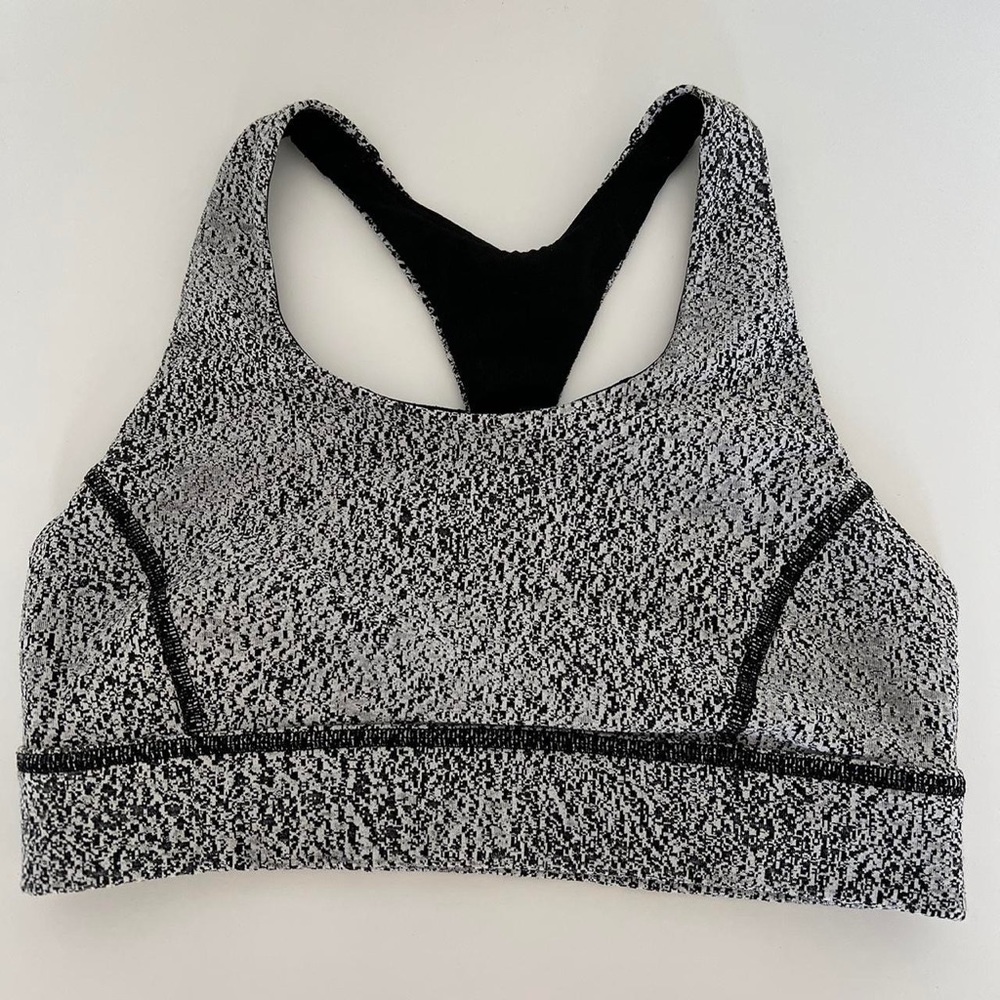 Lululemon sports bra, size 6